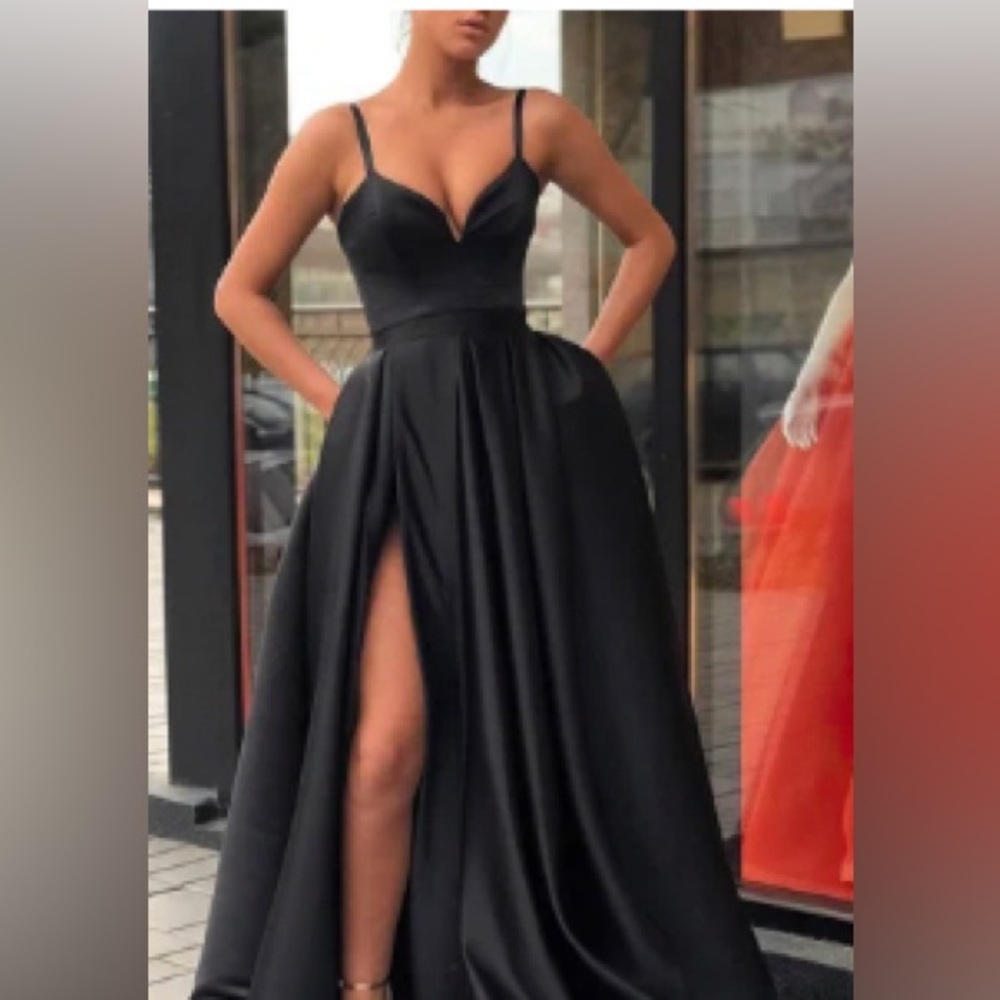 Formal dress for wedding, prom, anniversary, formal dinner etc.